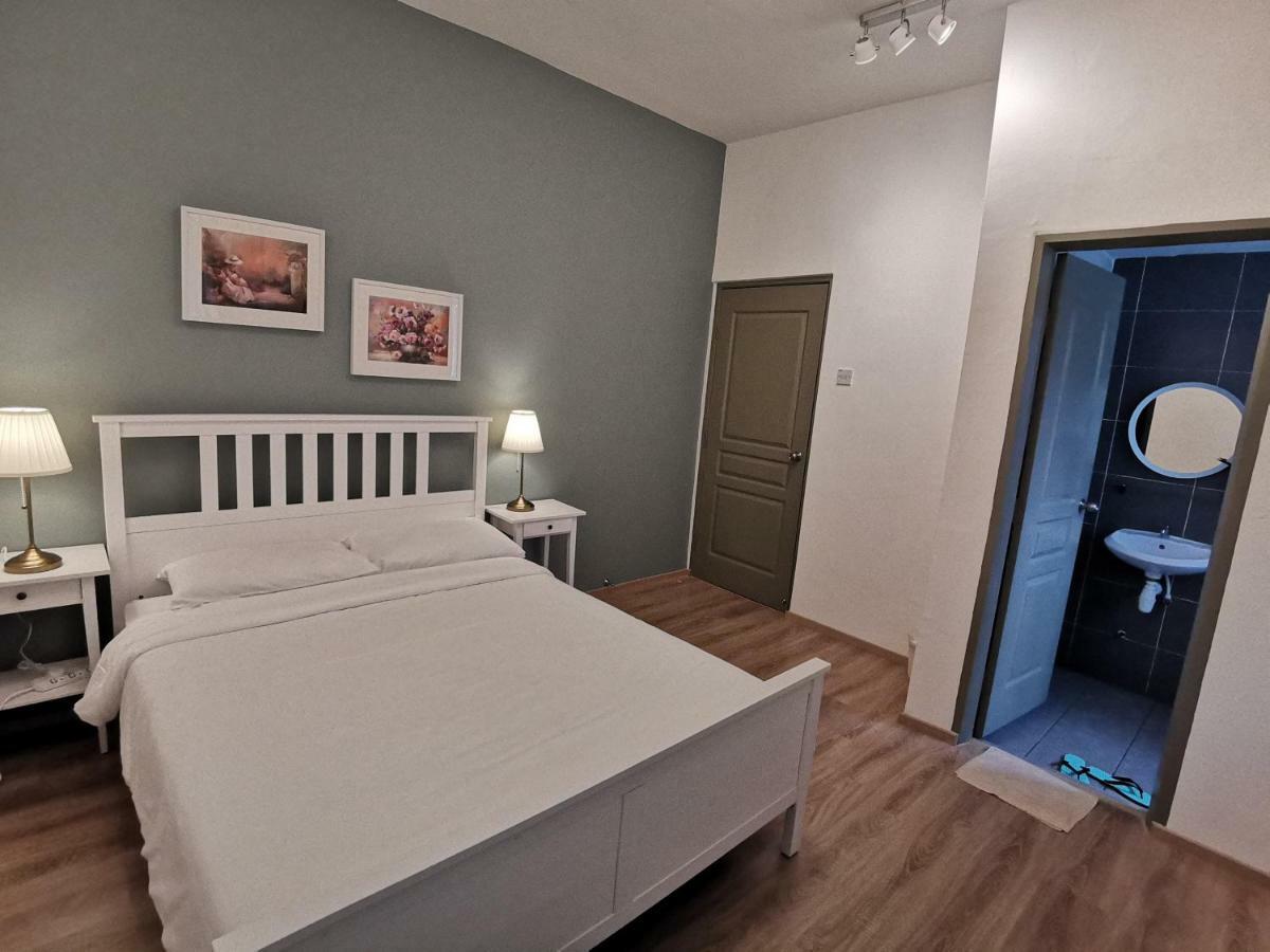 The Quintet, Tower Ethel Apartment Тана Рата Екстериор снимка